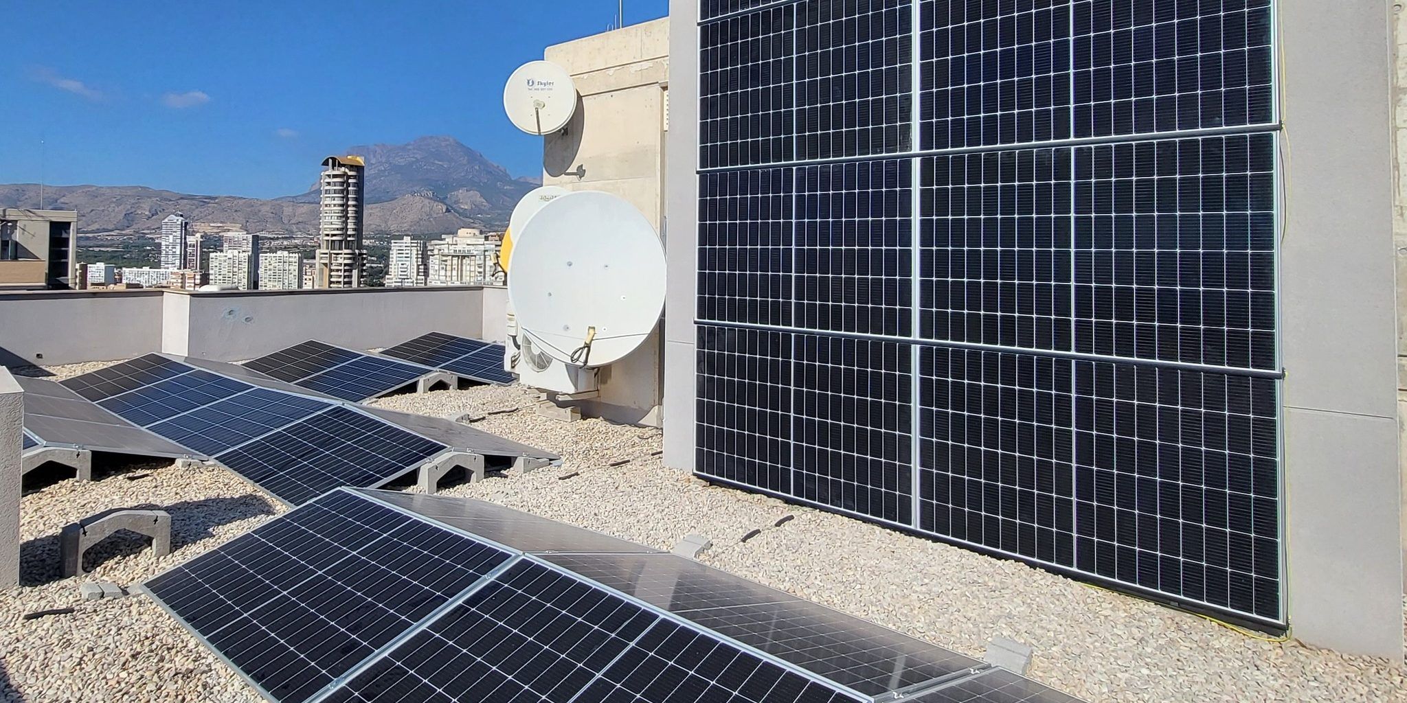 Instalación Fotovoltaica – Edificios Torres D’Oboe