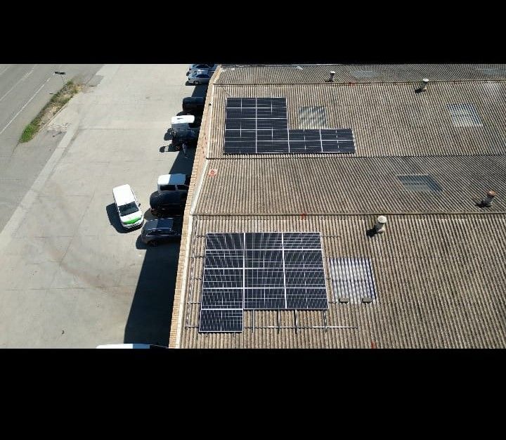 Instalación Fotovoltaica – SAGARRA & BERNIZ TALLER