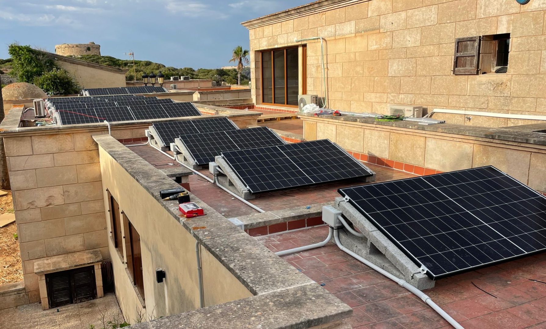 Instalación Fotovoltaica – Villa Residencial